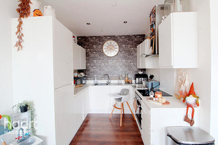 2 Bedroom Apartment For Sale In Knightrider Street, Maidstone, ME15