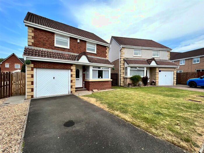 3 Bedroom Detached House For Sale In Etive Place, Larkhall, ML9