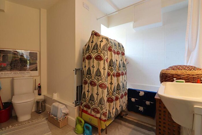 Studio To Rent In - Bridge Place, Godmanchester, Cambs, PE29