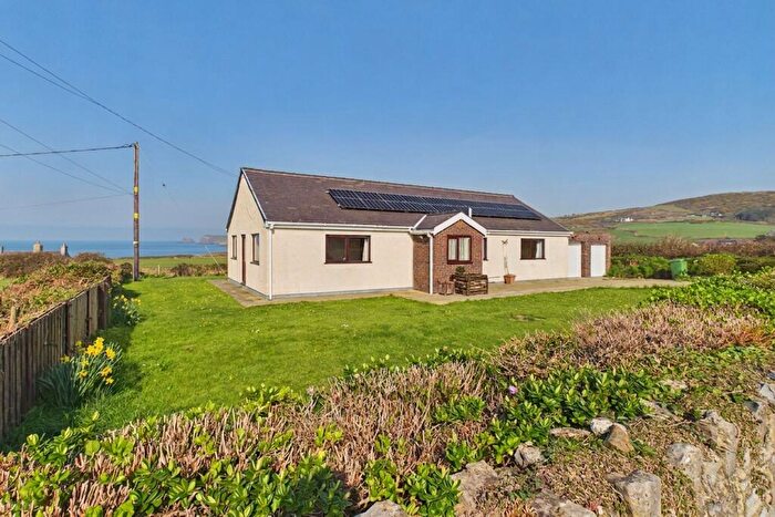 4 Bedroom Detached Bungalow For Sale In Rhydwyn, Holyhead, LL65