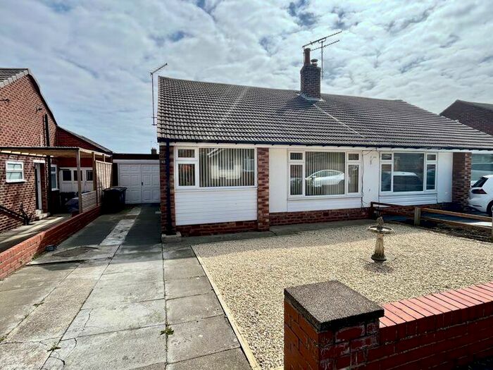 2 Bedroom Bungalow For Sale In Beresford Road, Marden Farm Estate, NE30