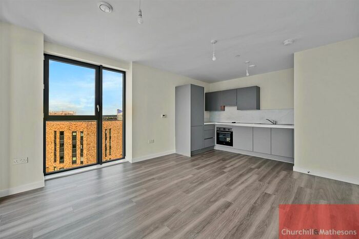 2 Bedroom Flat To Rent In North End Road, Wembley, HA9