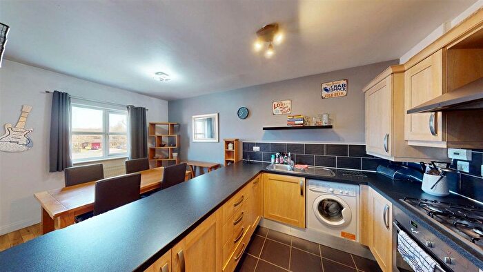 2 Bedroom Flat For Sale In Dorchester Avenue, Walton Le Dale, Preston, PR5