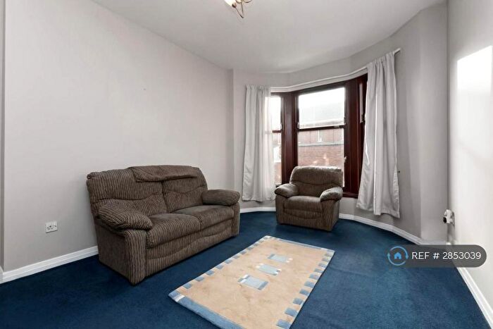 1 Bedroom Flat To Rent In Kirkwood St, Glasgow, G73