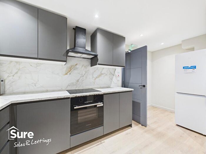 1 Bedroom End Of Terrace House To Rent In Horton Gardens, Hemel Hempstead, Hertfordshire, HP2