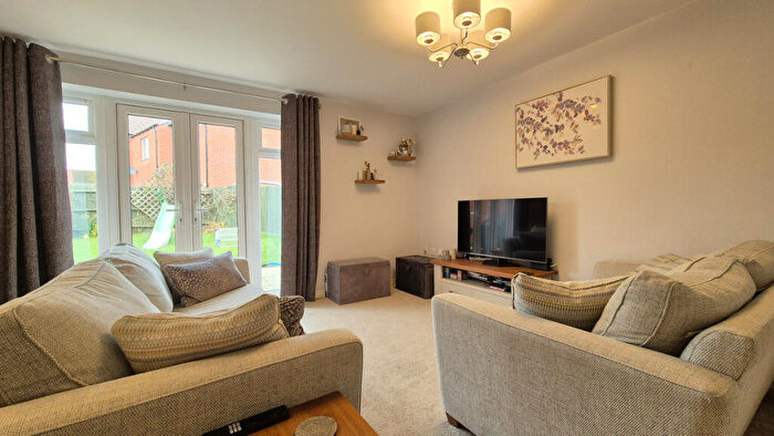 4 Bedroom Detached House For Sale In Nelsons Way, Stockton, CV47