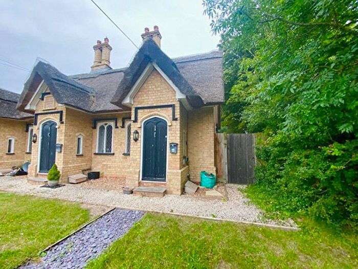 2 Bedroom Property To Rent In High Street, Cranfield, Bedford, MK43