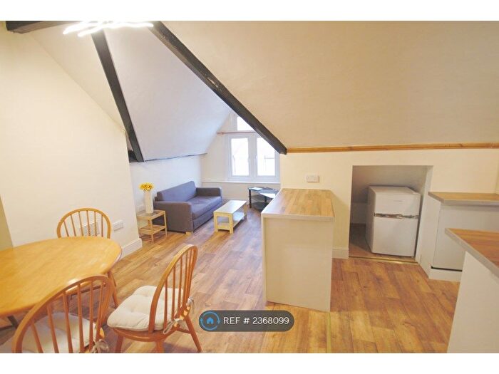 1 Bedroom Flat To Rent In Hindes Road, Middlesex, HA1