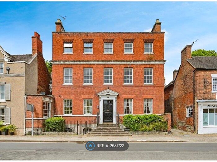 3 Bedroom Flat To Rent In The Ivies, Ashbourne, DE6