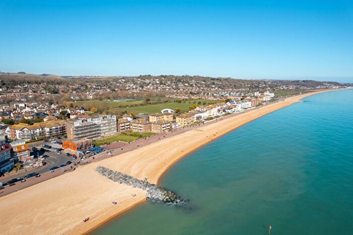 3 Bedroom Flat For Sale In Admirals Walk, South Road, Hythe, Kent, CT21