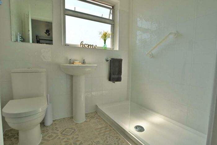 2 Bedroom Detached Bungalow For Sale In Ridgeway, Corfe Mullen, Dorset, BH21