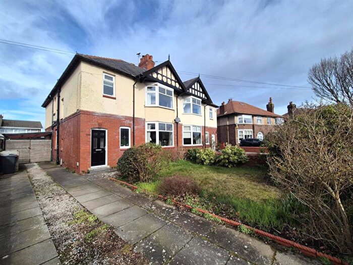 5 Bedroom Semi Detached House For Sale In Mayfield Road, Lytham St. Annes, FY8