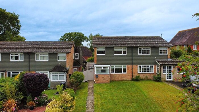 3 Bedroom Semi-Detached House For Sale In Tudor Walk, Framfield, TN22