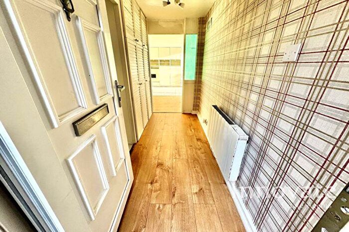 2 Bedroom Apartment To Rent In Wolverhampton Road, Oldbury, B68