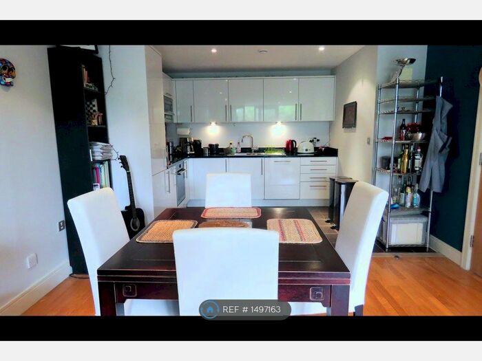 2 Bedroom Flat To Rent In Drayton Park, London, N5