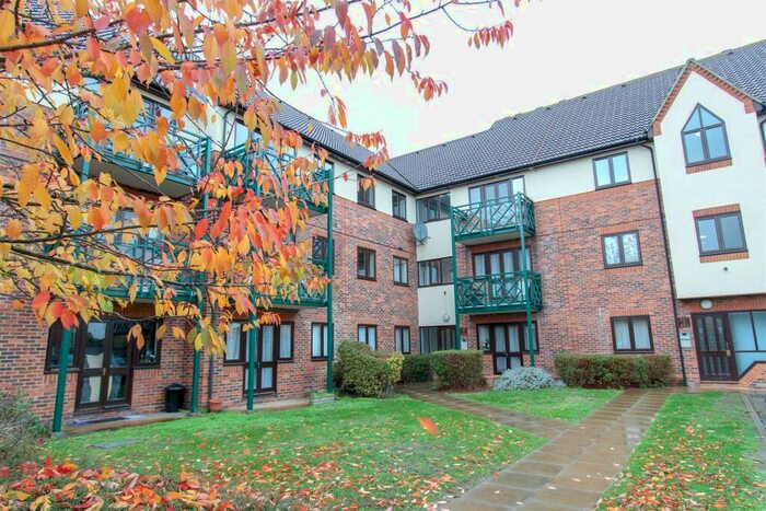 1 Bedroom Flat To Rent In Upton Court Road, Slough, SL3