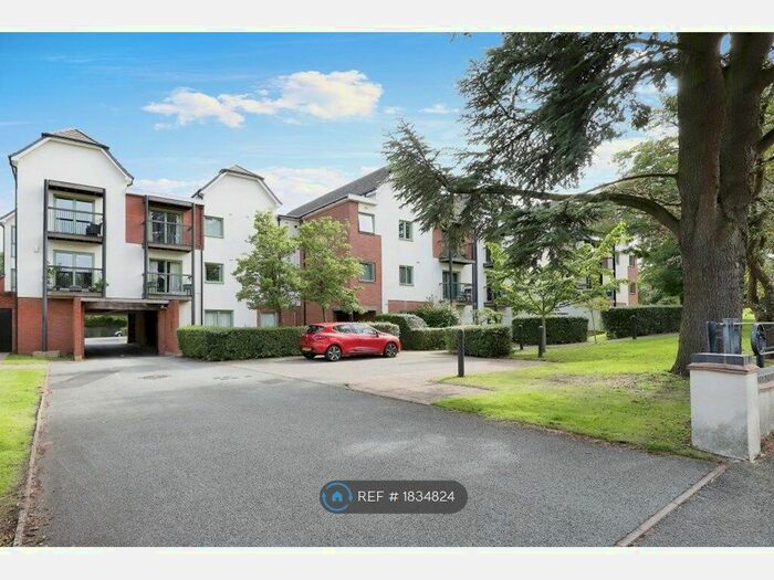 2 Bedroom Flat To Rent In Magnolia Court, Wolverhampton, WV4