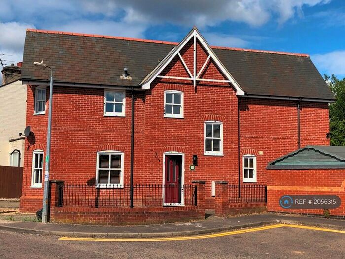 4 Bedroom Detached House To Rent In Spurgeon Street, Colchester, CO1