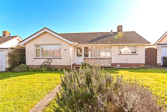 2 Bedroom Bungalow For Sale In Chiltern Drive, Barton On Sea, New Milton, Hampshire, BH25