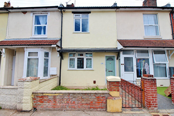 3 Bedroom Terraced House For Sale In Emsworth Road, North End, PO2