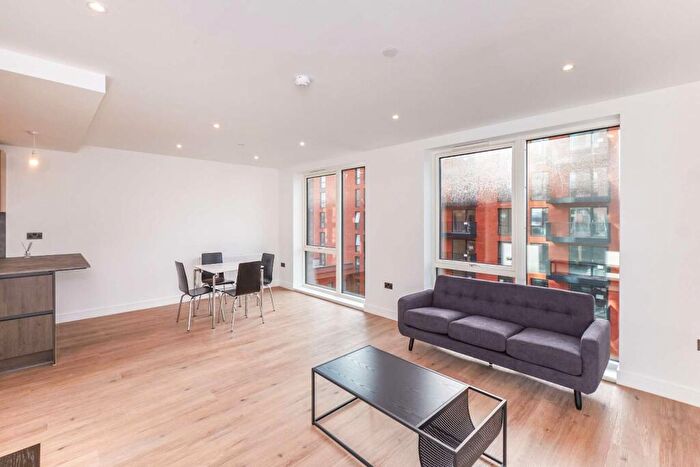 2 Bedroom Flat To Rent In Shadwell Street, Snowhill Wharf, Birmingham, B4