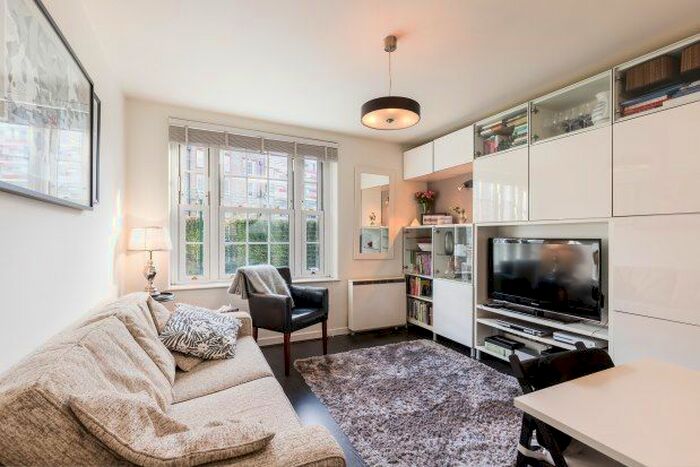 2 Bedroom Flat To Rent In Ebury Bridge Road, Belgravia, SW1W