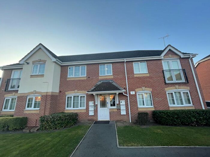 2 Bedroom Flat To Rent In Hobbins Brook House, Shropshire Way, West Bromwich, B71