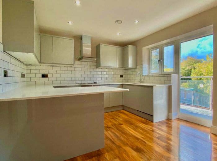 1 Bedroom Flat To Rent In Epsom Road, Croydon, CR0