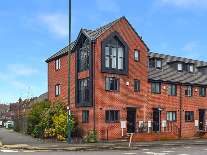 5 Bedroom Town House For Sale In Haydn Road, Nottingham, NG5