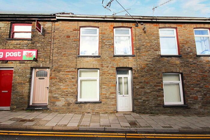 1 Bedroom Apartment To Rent In Waunrhydd Road, Tonyrefail, CF39