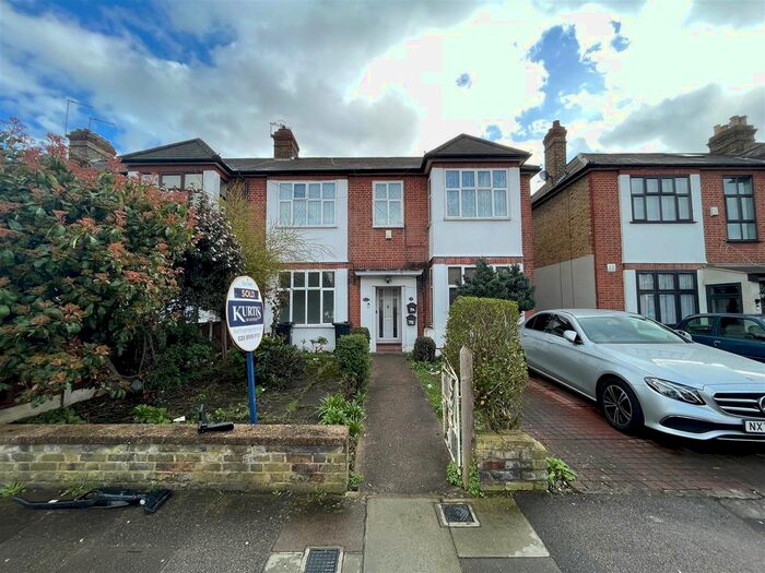 1 Bedroom Flat To Rent In Kildowan Road, Goodmayes, IG3