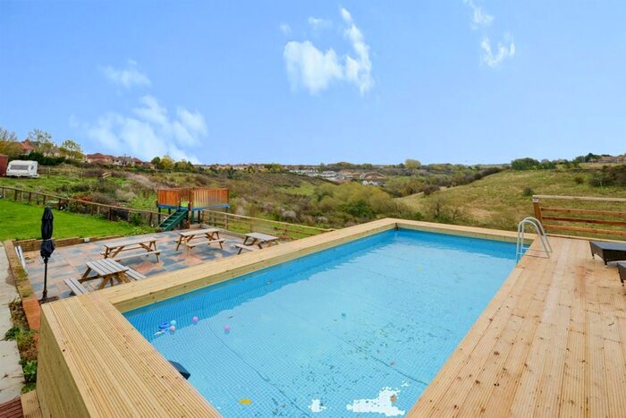 9 Bedroom Farmhouse For Sale In Heddon Grove, Stockton-On-Tees, TS17