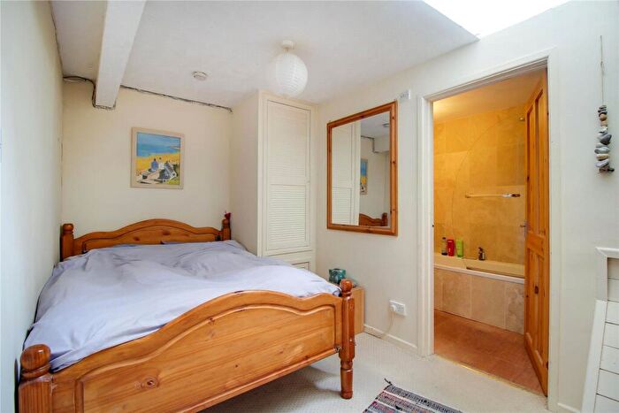 1 Bedroom Flat For Sale In Marlborough Street, Faringdon, Oxfordshire, SN7