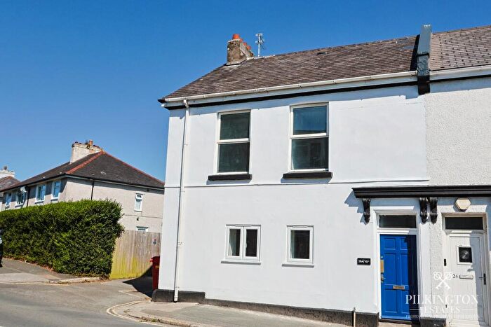2 Bedroom Flat For Sale In , Henderson Place, Plymouth, Devon, PL2