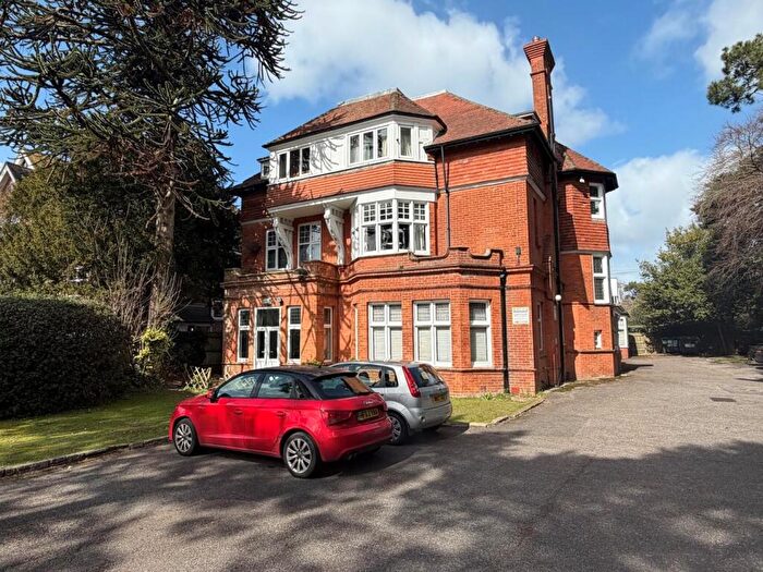 1 Bedroom Apartment To Rent In Derby Road, Bournemouth, BH1