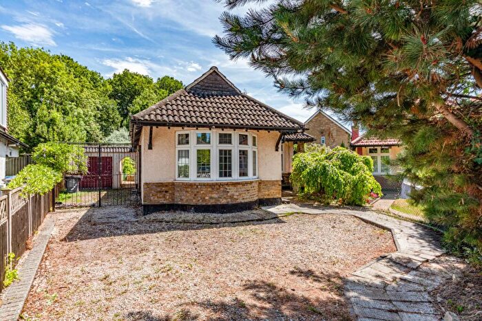 3 Bedroom Bungalow For Sale In Burcott Gardens, New Haw, Surrey, KT15