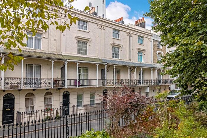 1 Bedroom Apartment To Rent In Russell Square, Brighton, BN1