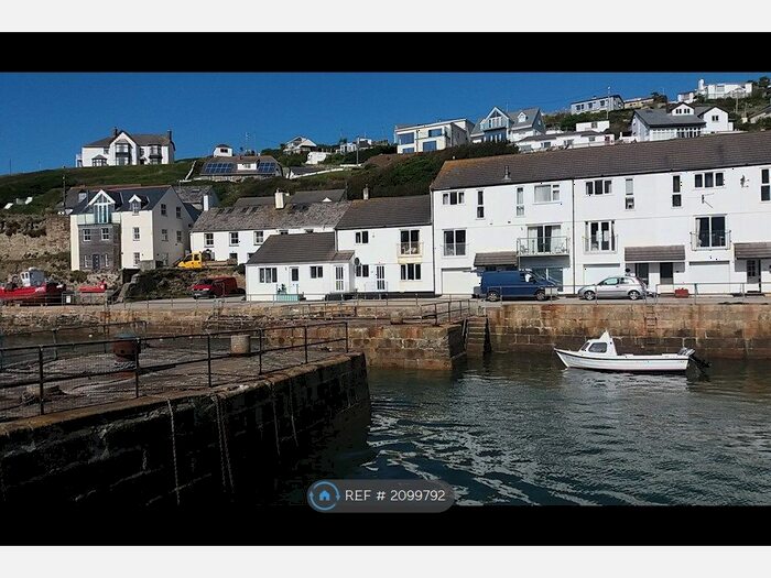 2 Bedroom Terraced House To Rent In Kingsley Terrace, Redruth, TR16
