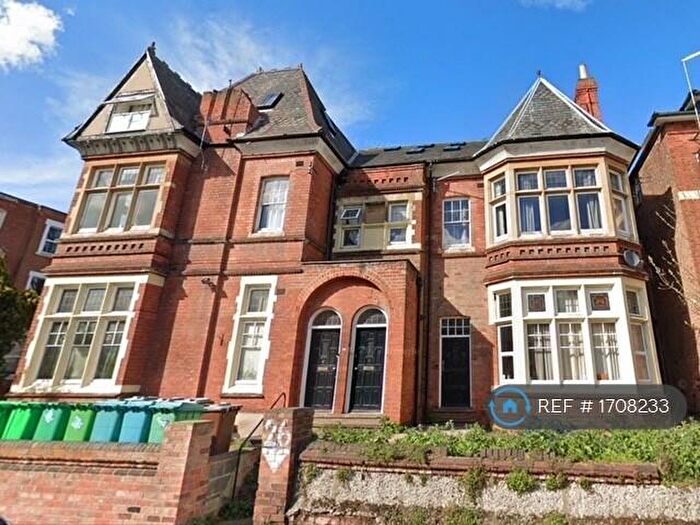 4 Bedroom Flat To Rent In Burns Street, Nottingham, NG7