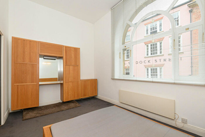 2 Bedroom Apartment For Sale In No Dock Street, LS10