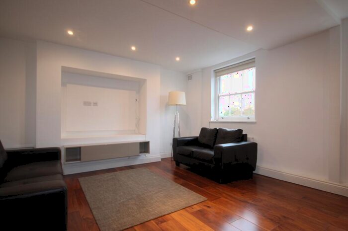 1 Bedroom Flat To Rent In Highbury Park, Highbury, N5