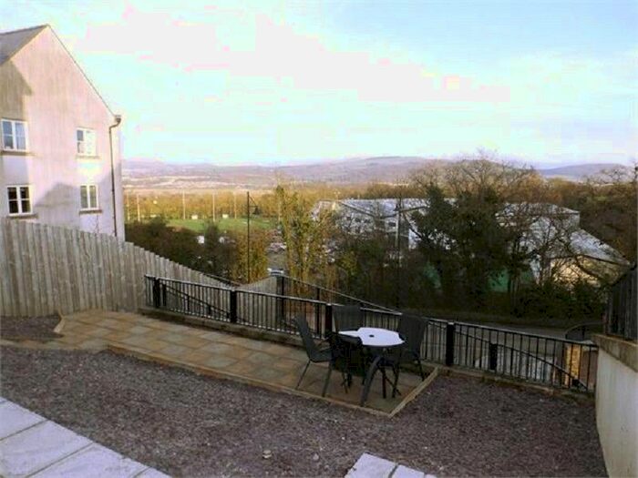 4 Bedroom Semi-Detached House To Rent In Meadow Bank, Llandarcy, Neath, Neath Port Talbot., SA10