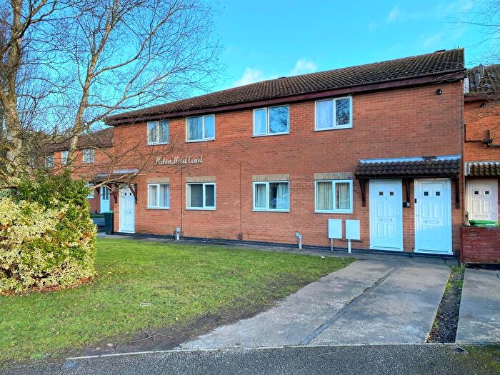2 Bedroom Flat To Rent In Covert Close, Hucknall, Nottingham, Nottinghamshire, NG15