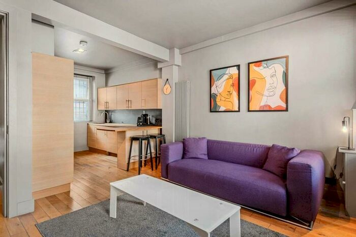 2 Bedroom Maisonette To Rent In Chapel Market, Angel, London, N1