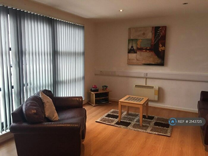 2 Bedroom Maisonette To Rent In Castle Buildings, Swansea, SA1