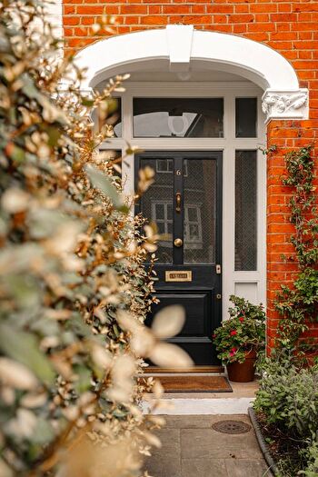 4 Bedroom Terraced House For Sale In Brooks Road, Chiswick, W4