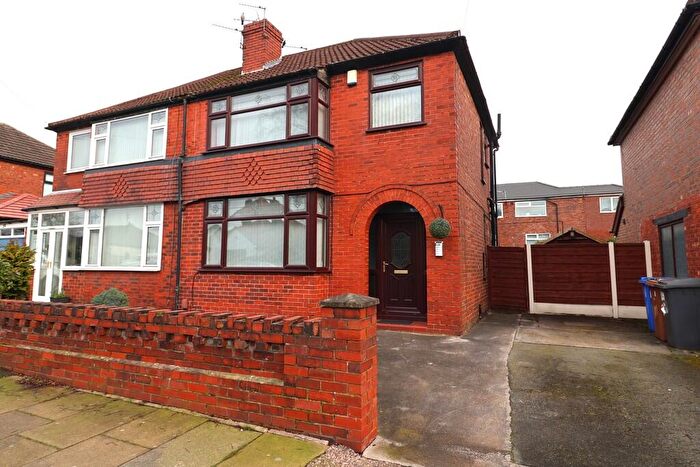 3 Bedroom Semi Detached House For Sale In Foxhall Road, Denton, M34