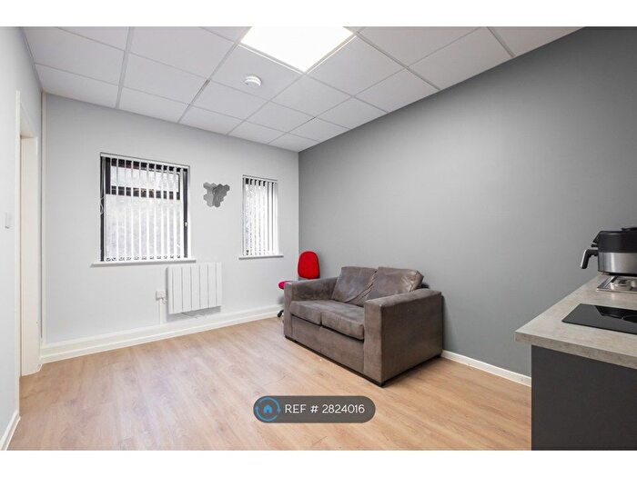 Studio To Rent In The Beacon, Huddersfield, HD4
