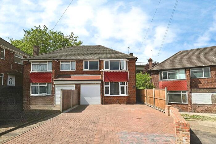3 Bedroom Semi-Detached House For Sale In Kennard Close, Rochester, Kent, ME1