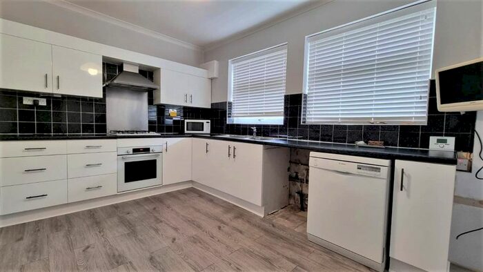 3 Bedroom Semi-Detached House To Rent In Courtman Road, London, N17